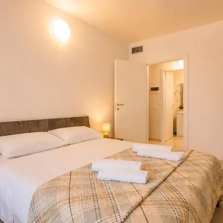 Mimose - Con Parcheggio E Terrazza Vicino Al Mare Apartman *