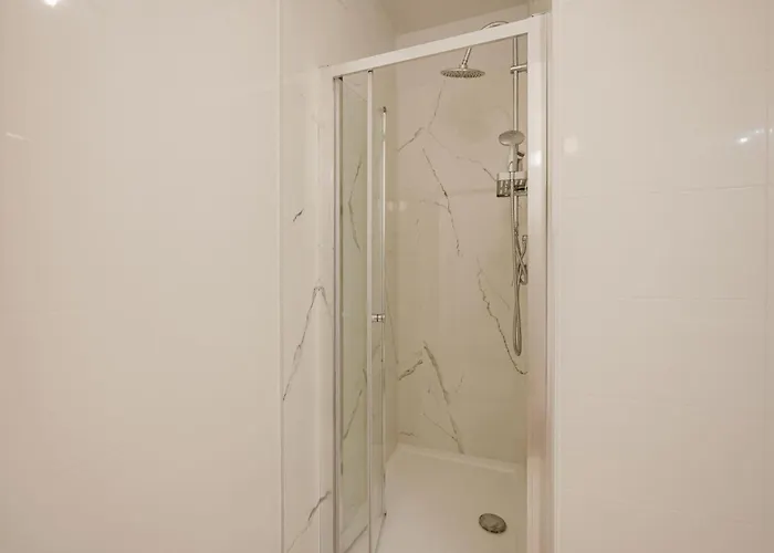 Mimose Apartament *
