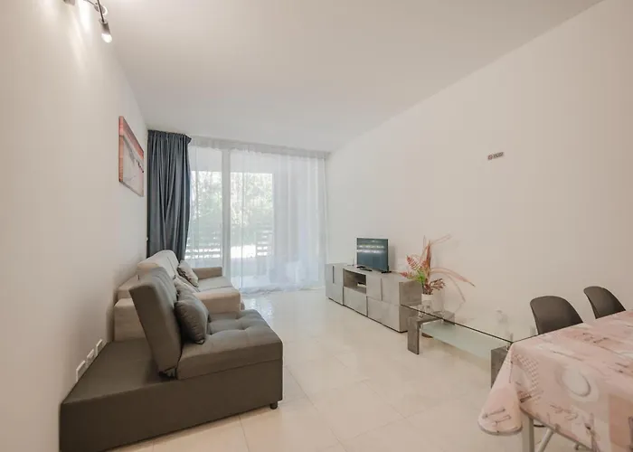 Apartament Mimose *